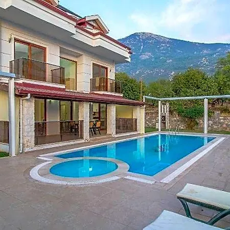 Zehra Hotel 5*